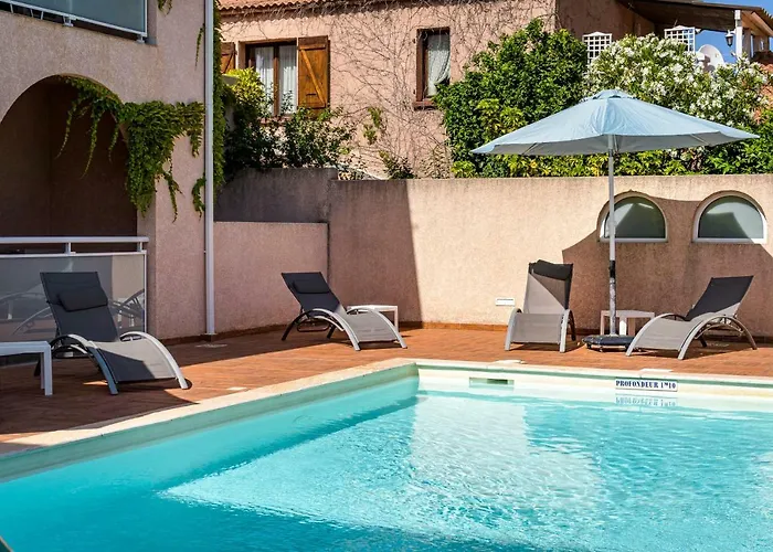 Hotel U Ricordu & Macinaggio (Corsica)