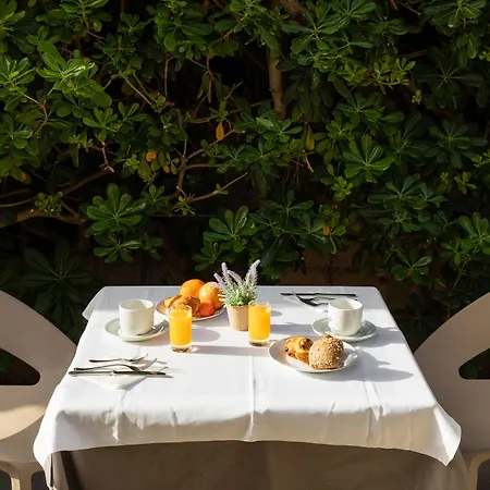 Hotel U Ricordu & Macinaggio (Corsica)