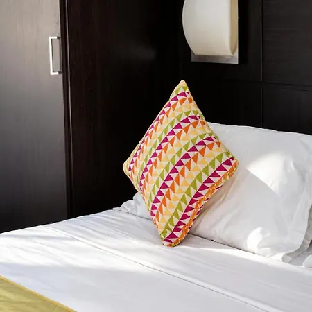 Hotel U Ricordu & Macinaggio (Corsica)