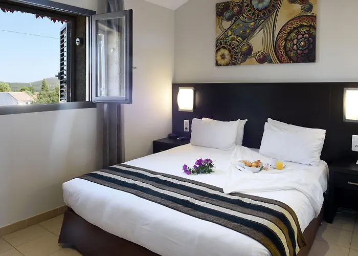 Hotel U Ricordu & Macinaggio (Corsica)